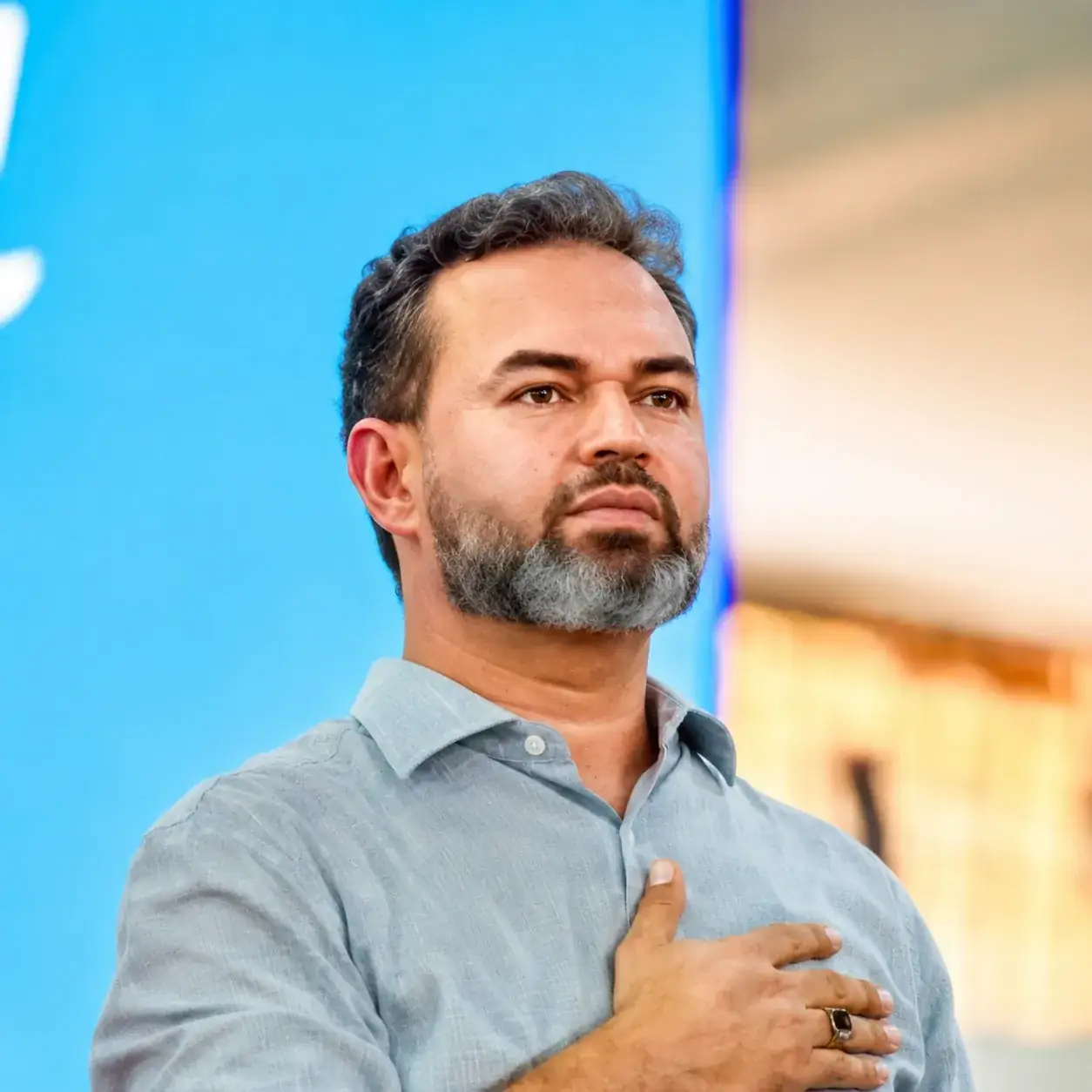 Bruno Scheid em foto de apresentação